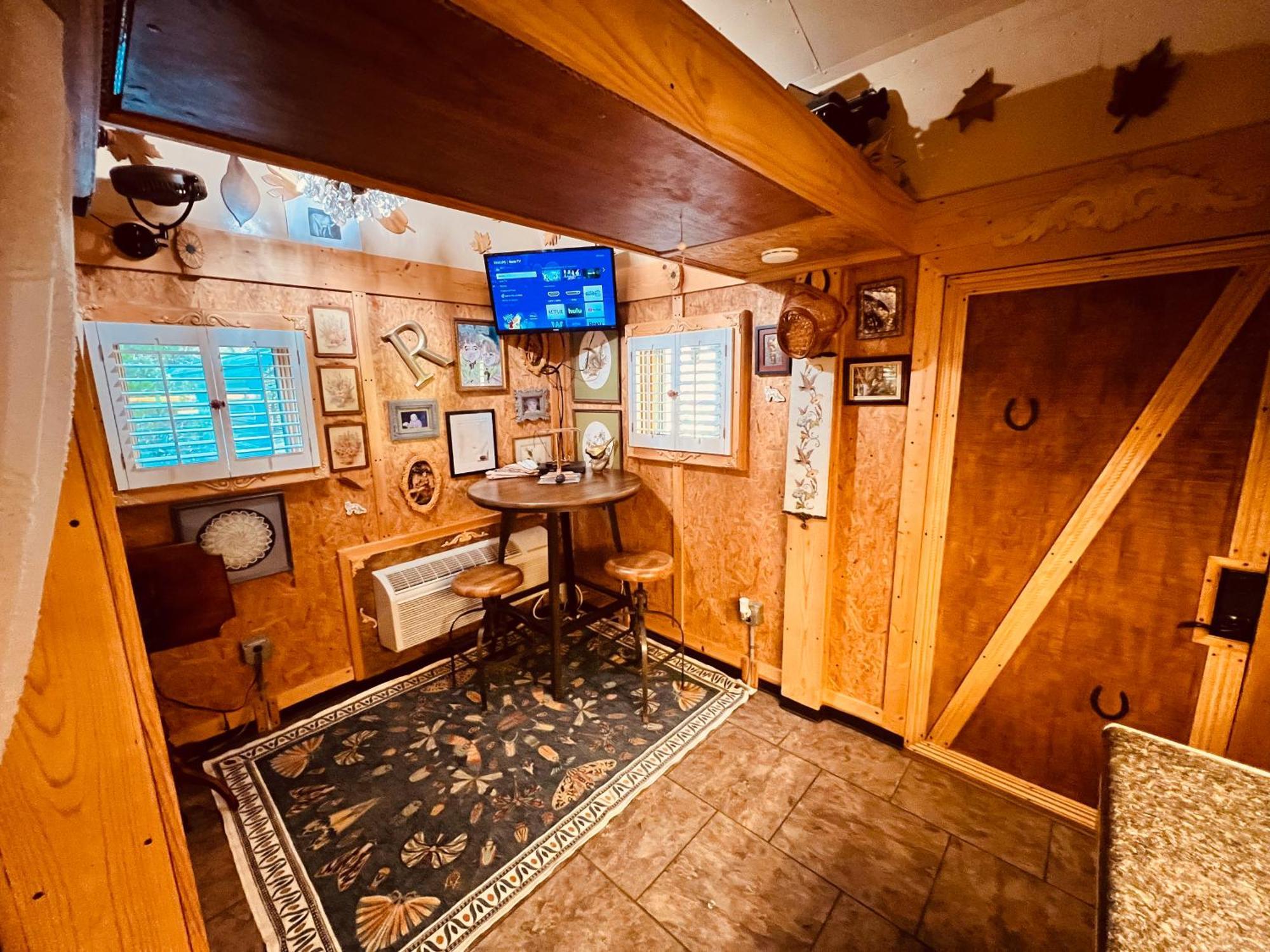Tiny House, Wifi,Hot Tub,Secluded Villa Cosby Exterior photo